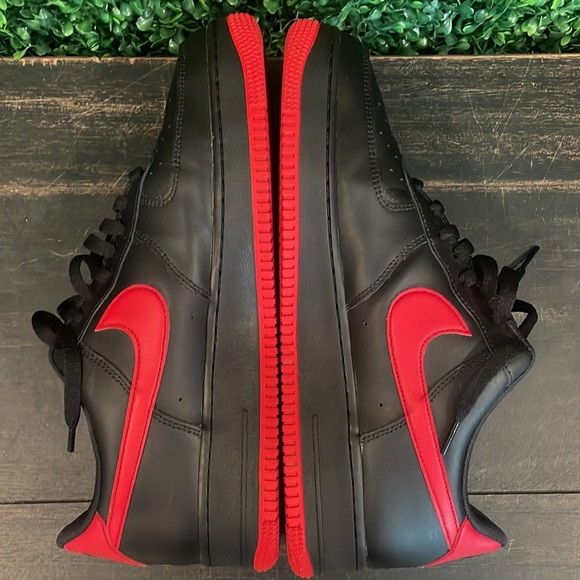 A1-Nike Air Force 1 Low '07 Black Red Bred! - Picture 5 of 9